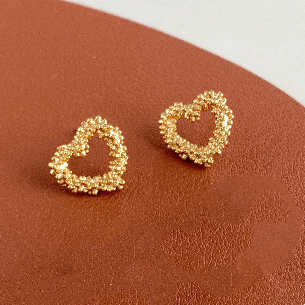 High-end Minimalist Versatile Hollow-out Luxury Earrings