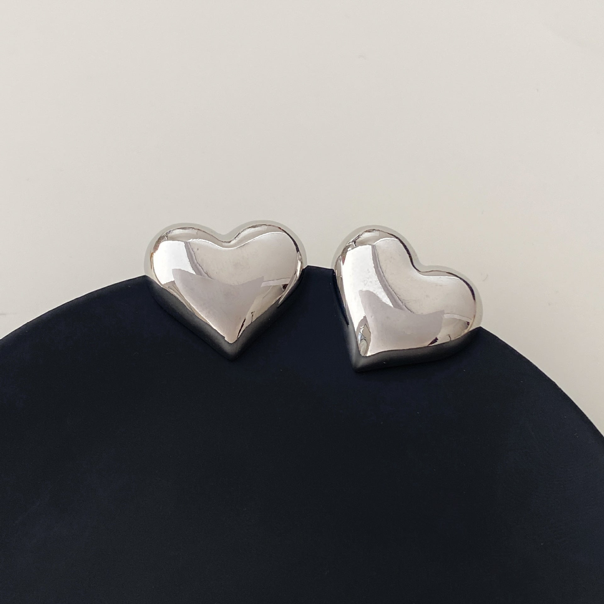 Fashion Glossy Light Luxury Elegant High-end Earrings