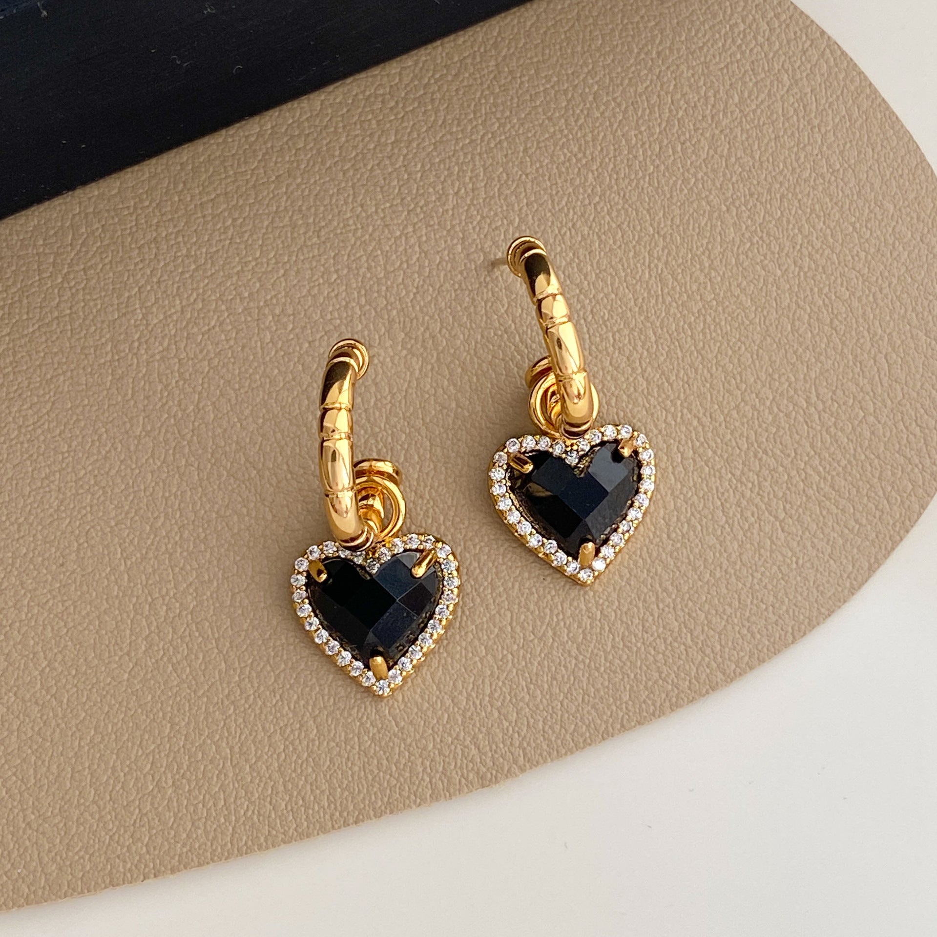 Advanced Sense Unique Personality C-shaped Light Luxury Versatile Earrings